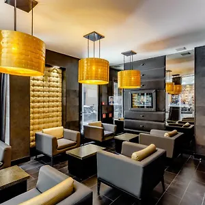 Hotel L'adresse ***